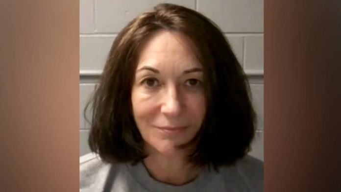 Maxwell Goes Public: Epstein Wasn't Alone, He Had at Least 25 'Accomplices'