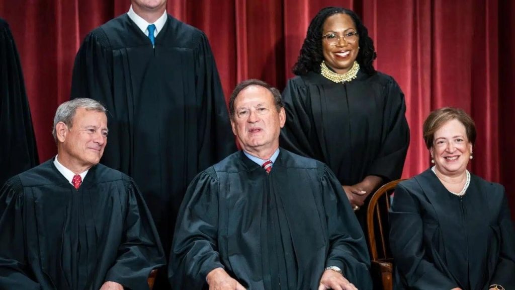 Supreme Court Issues Stunning 9 – 0 Unanimous Ruling – Democrats Lose Again