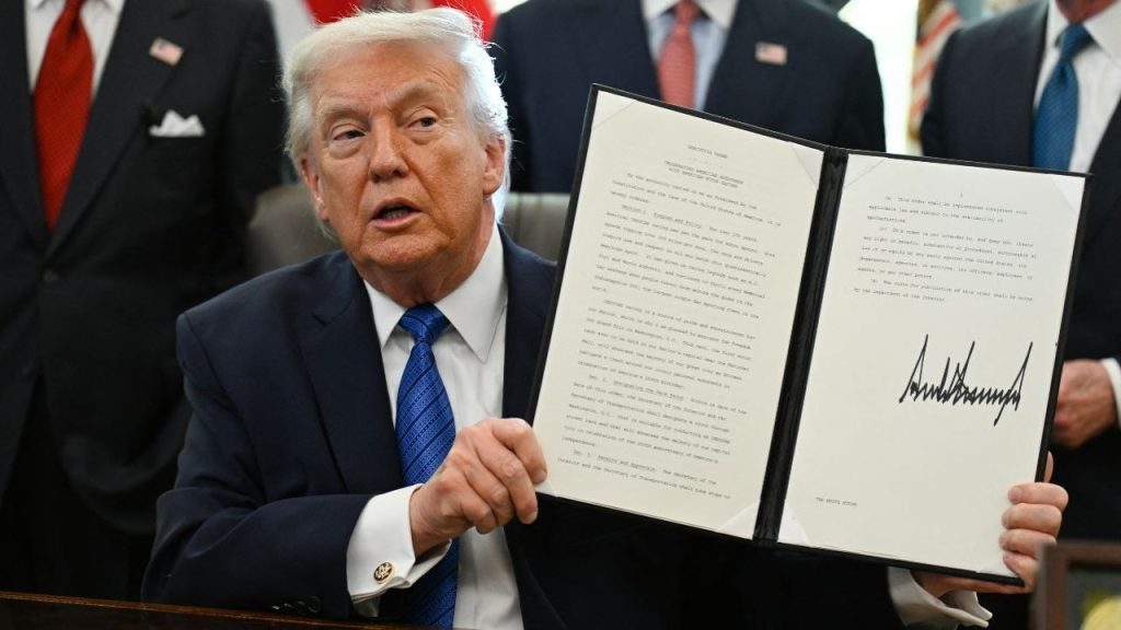 BREAKING: Trump Ends It – Signs The Order